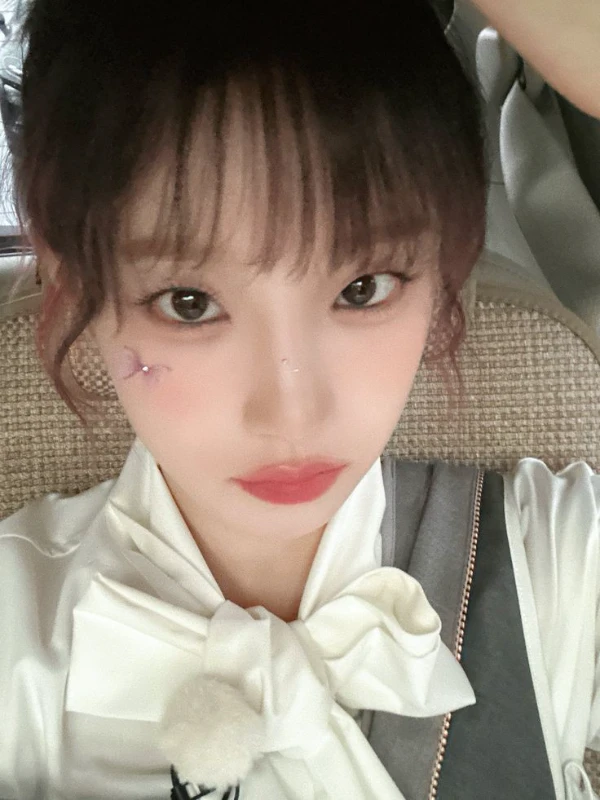 ᶻ 𝘇 𐰁 Yuqi ᶻ 𝘇 𐰁 Yuqi