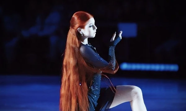 Вам нужно выбрать самую красивую фигуристку. Удачи ❤