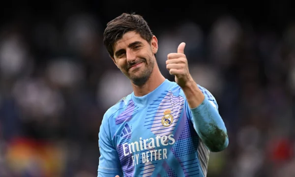 Choose the best goalkeeper of our time. Выбираем лучшего вратаря современности.