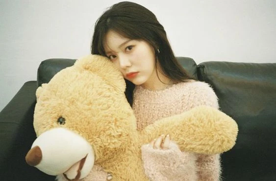 Тест-турнир лучшее фото айдола с мягкой игрушкой