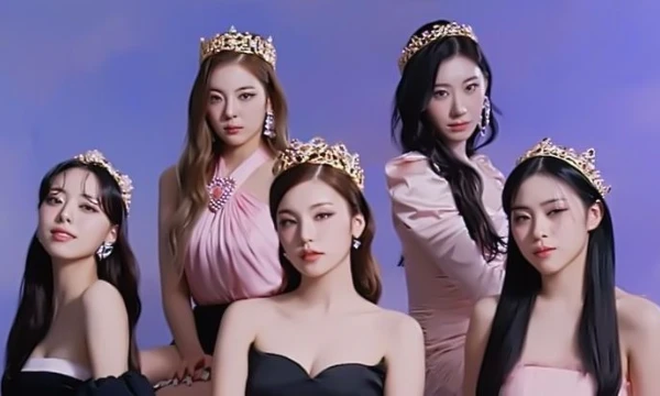 Продолжаем эстафету. На очереди: ITZY. Многие просили меня сделать с этой группой и вот, я сделала. Пишите с какой группой ещё сделать.
Приятного прохождения❤