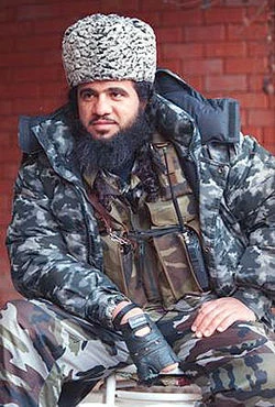 Амир ибн аль-Хаттаб - арабский террорист, вместе с Шамилем Басаевым и другими вторгнувшийся в Дагестан Амир ибн аль-Хаттаб - арабский террорист, вместе с Шамилем Басаевым и другими вторгнувшийся в Дагестан