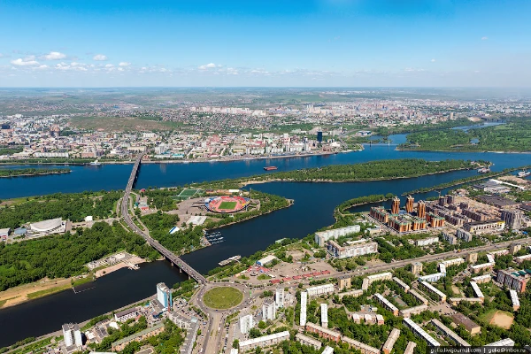 В этом турнире выбираем лучший  среди 32 жилых комплексов в городе Красноярск.