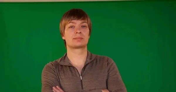 Чтож, предыдущий тест набрал аж 10 прохождений, так что ловите тест на лучшую роль другой легенды дубляжа Петра Гланца(настоящая фамилия-Иващенко). Приятного прохождения.