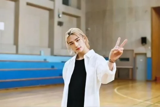 Сможешь ли ты по скриншоту угадать клип корейской группы Stray Kids? Stay я в вас верю!!! Кое-кому это будет легче лёгкого)