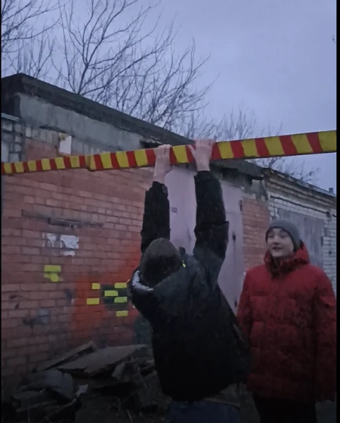Если вы ничего не поняли, то вы - нормальный.