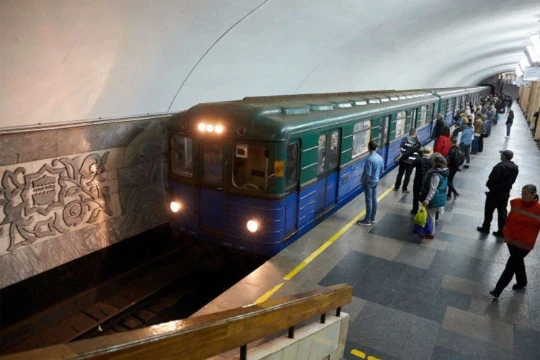 В этом тесте Вам предстоит назвать все станции Харьковского метро! Ничего такого запрещённого тест не имеет! Я не знаю знаете ли Вы метро Харькова, но всё же! Дерзайте! 10 подсказок! 25 минут!