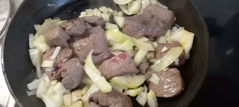 Также было мясцо Также было мясцо