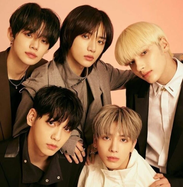 Предлагаю выбрать лучшую для тебя песню среди моих любимых k-pop треков.