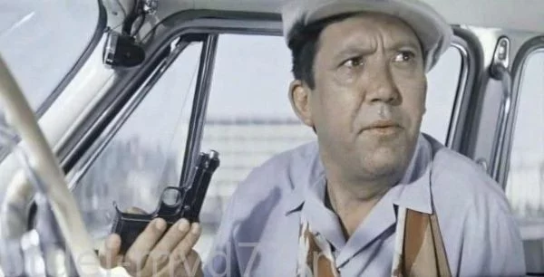 Продолжаем пополнять Ваши арсеналы. Выбирайте дамы и господа! 