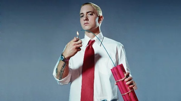 Все песни Эминема с 1996 по 2021
+D12 (Песни с его участием)
+Bad Meets Evil

(Не брал старые диссы, такие как Hellbound, Bully, Go To Sleep и т.д.)