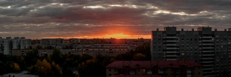 Я так устал от города. Хочу оказаться где-то далеко, в окружении природы. Я не предназначен для этой жизни. Я так устал от города. Хочу оказаться где-то далеко, в окружении природы. Я не предназначен для этой жизни.