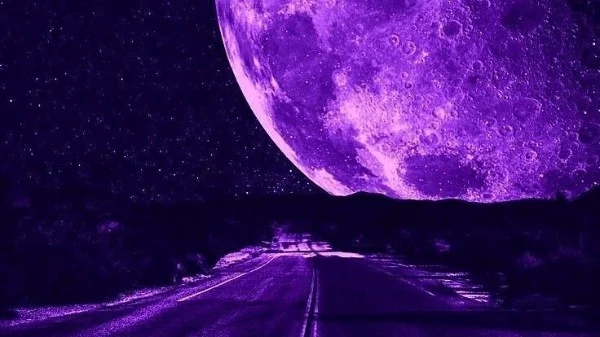 Подборочка вайбовых фоток в фиолетовом тоне💜