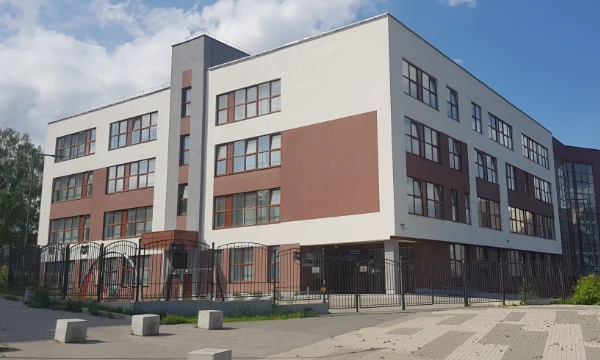 ты попал в школу делай что хочешь! Абсолютный хаос! 