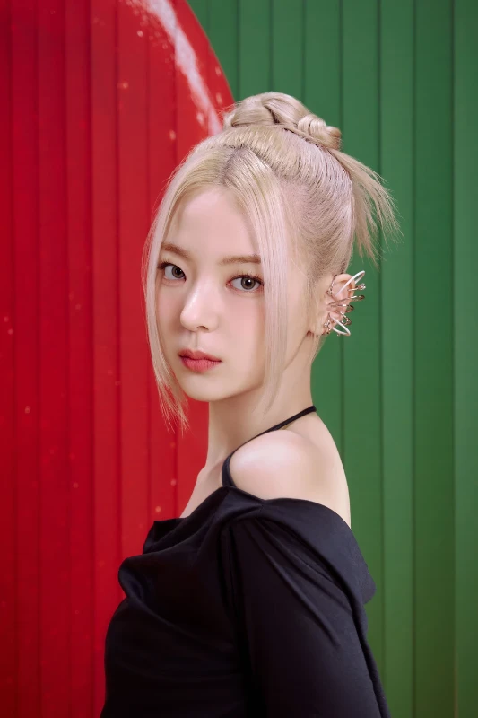 Лиа (Itzy) Лиа (Itzy)