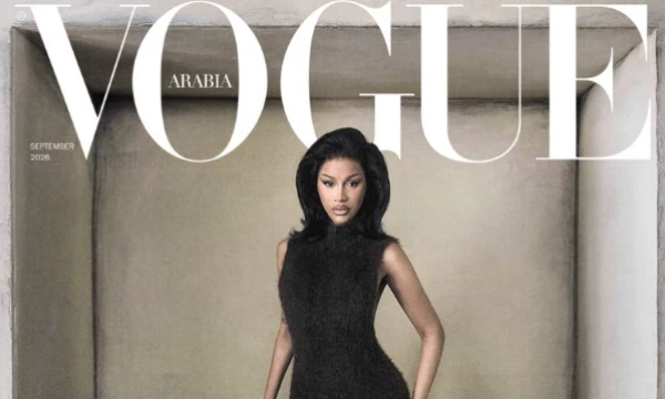 Выбери лучшую работу среди журналов vogue, вышедших в сентябре 2026 года! Тут вы оцените работы журнала среди его 16-ти изданий с разных стран)