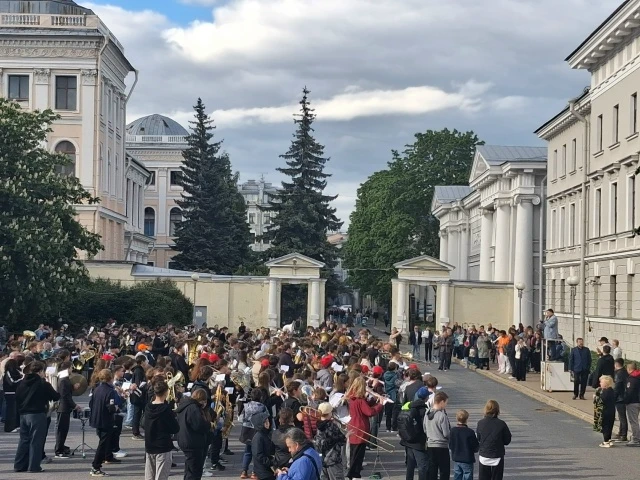 Парад оркестров, или Как у меня прошёл день города Санкт-Петербурга Парад оркестров, или Как у меня прошёл день города Санкт-Петербурга