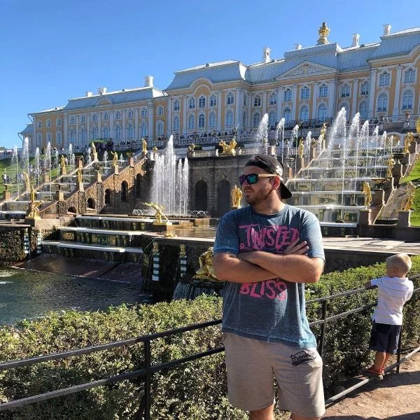 Люди из пабликов: WWE Vlog WWE Looks Wrestling Bat 545TV Александр Барыбин КиШ WWH Wrestling Pool Smark Club Префектура Пуроресу Wrestling Times Wrestling Home Архив Влога Backstreet Boys PWNews и тд