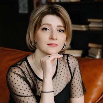 Выбирайте ту, что вам понравилась(;