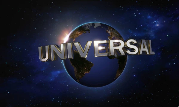 Universal Pictures и 20th Century Fox - одни из самых старых и влиятельных киностудий мира. Они сняли множество легендарных фильмов, но чьи фильмы все же лучше?