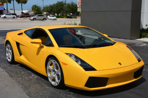 Подборка из ещё 32 моих любимых автомобилей. 

Gallardo? Lancer? Impreza? А может Газ-13 Чайка или Москвич Святогор?