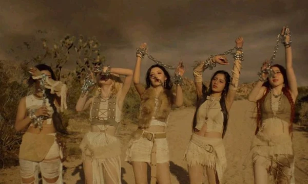 Choose best song from kpop group X:IN! Group from 5 members - Esha Nizz Hannah Nova Aria. Since X:IN doesn't have many songs, I'll insert covers.