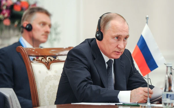 Я собрал тут популярные и не очень песни о Владимире Путине, вам нужно выбрать лучшую. Можете выбирать по любому критерию. Вдохновился работой MrMainstream. Тест создан в юмористических целях.