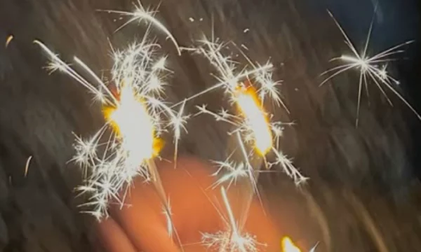 !!ИДЕЯ НЕ МОЯ!! Здесь я старалась подбирать популярных, но крутых артистов. Если тебе попался кто-то, кого ты не особо любишь/не знаешь, то извини 😞 