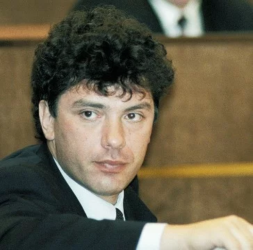 Девяностые были весьма тяжёлым, но в то же время и интересным временем для России, в котором было множество ярких и запоминающихся политиков. В этом тесте я предлагаю выбрать лучшего из них)