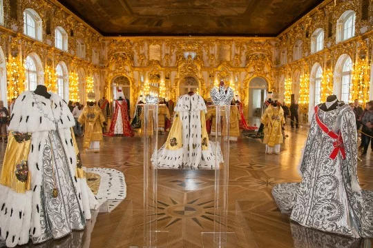 Шикарные платья для шикарных женщин.