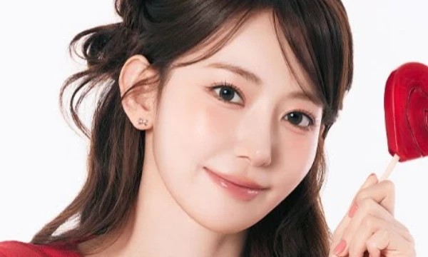Кто самый красивый японец среди участников K-pop групп? В турнир включены участники мужских и женских групп. Подобраны качественные фотографии айдолов преимущественно с фотосессий.