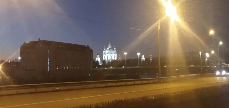 Ну и красавец Смольный Ну и красавец Смольный