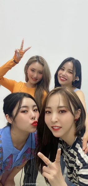Узнай кто же ты из Мамаму, посмотрел кстати я как с T-ara и 2ne1 делаю первый подобный тест, так что я готов очень постараться, приятного прохождения!