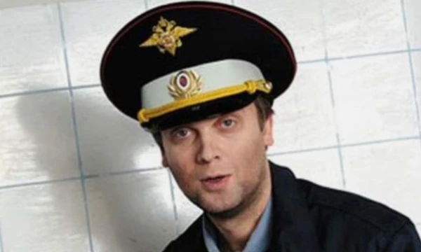 Идею взял у maxjakimo ("Лучший случайный персонаж из случайной вселенной") и расширил спектр вселенных. В этом абсолютно адекватном тесте есть как вымышленные персонажи, так и исторические личности.