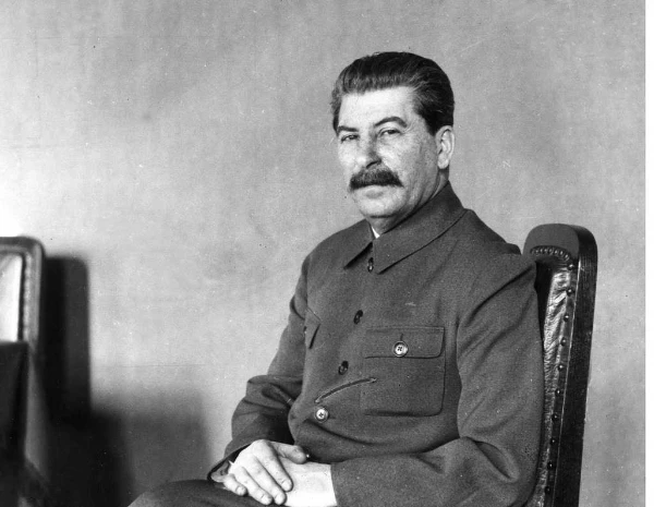 Иосиф Виссарионович Сталин-великий и всеми нам известный правитель СССР, но так ли хорошо ты его знаешь?Вот сегодня мы это и узнаем, а вам я желаю только удачи!
