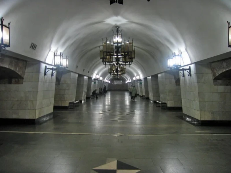 Станция "Уральская" Станция "Уральская"