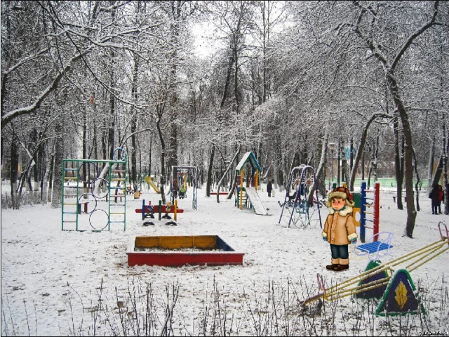 Что-то похожее на наш двор в ноябре Что-то похожее на наш двор в ноябре
