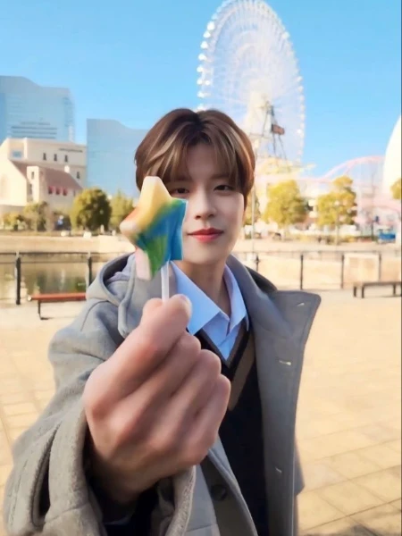 в этом тесте вы узнаете на сколько вы похож/а на ким сынмина из stray kids (тест сделан в развлекательных целях, информация не точная) 