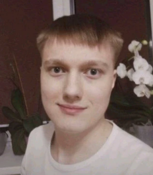 Выберите самого красивого стримера или чаттера  на RU Twitche