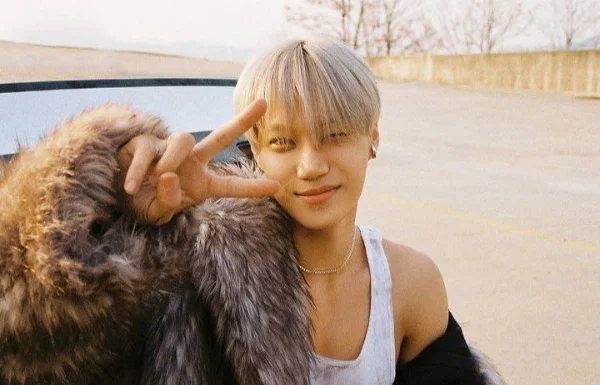 В данной викторине вы можете проверить свои знания по k-pop клипам. Вам дается рандомный стоп кадр из клипа, вы должны назвать группу, который принадлежит данный клип! Приятного прохождения! Bg.ver.💛