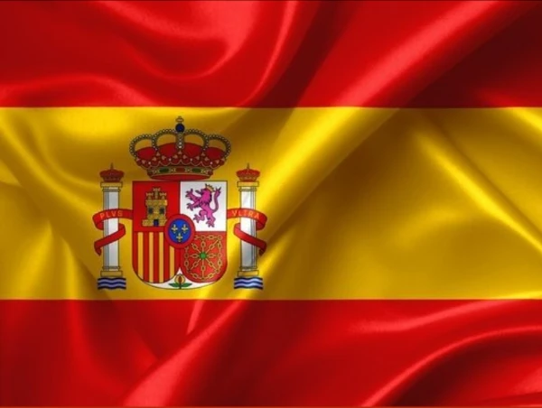 предлагаю выбрать самый вкусный для Вас десерт из Испании 🇪🇸
Типичные испанские десерты настолько разнообразны и вкусны, что дополняют культурное и гастрономическое наследие Испании
