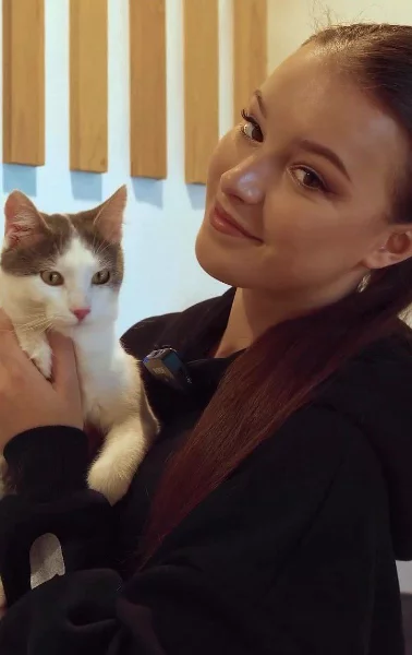 Аня 💕