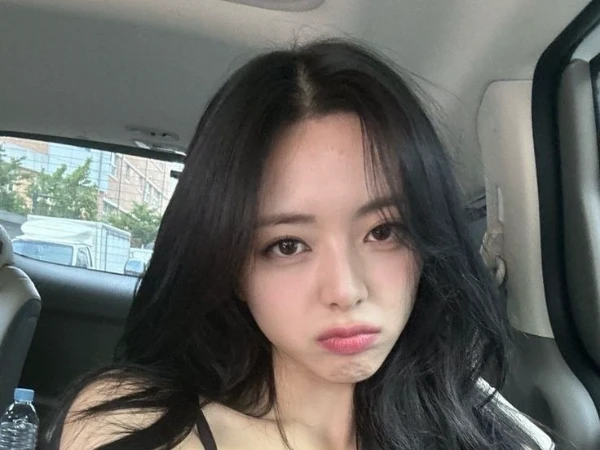 Новый тест от Черрик!!🍒🍒🍒
(Идея не моя)
В тесте будут айдолки из групп, которые я стеню (как мои любимые участницы, так и рандомные участницы)