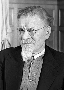 Выбери по своёму мнению какой политик лучших , из тех кого я уважаю ( тут будут как и политики так и общественные деятели )