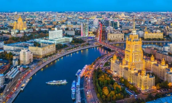 Предлагаю выбрать самый красивый город России, в описаним буду немного писать что за город, также буду указывать население, приятного прохождения. 