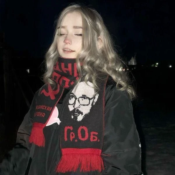Выберите самую милую девушку без 18+ контентам