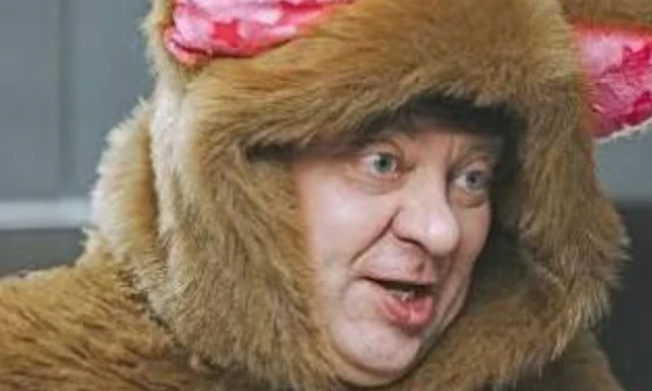 Вам предстоит выбрать лучшего Дмитрия Брекоткина, может вы выберете Дмитрия Брекоткина а может и Дмитрия Брекоткина (извините что мог не добавить многих Брекоткинов)