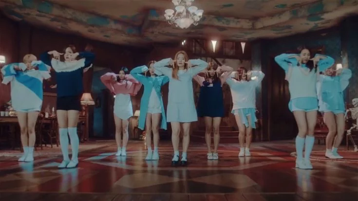 TT - TWICE TT - TWICE 