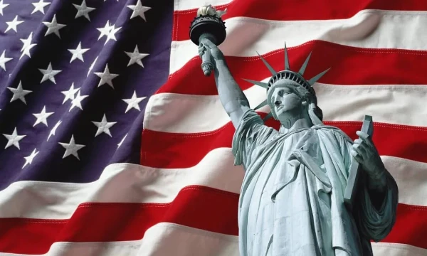 Здравствуйте. В этом месте будут представлены фото городов США, а вы должны определить, в каком штате было сделано это фото. Используйте интуицию и ваши знания географии. Удачи