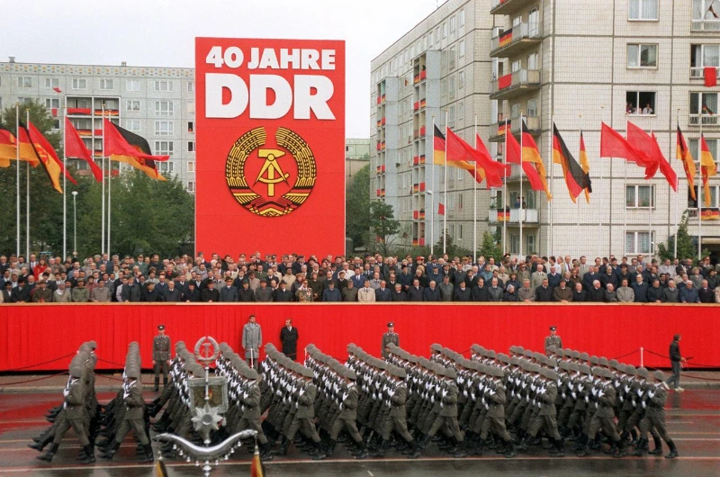 парад ГДР парад ГДР